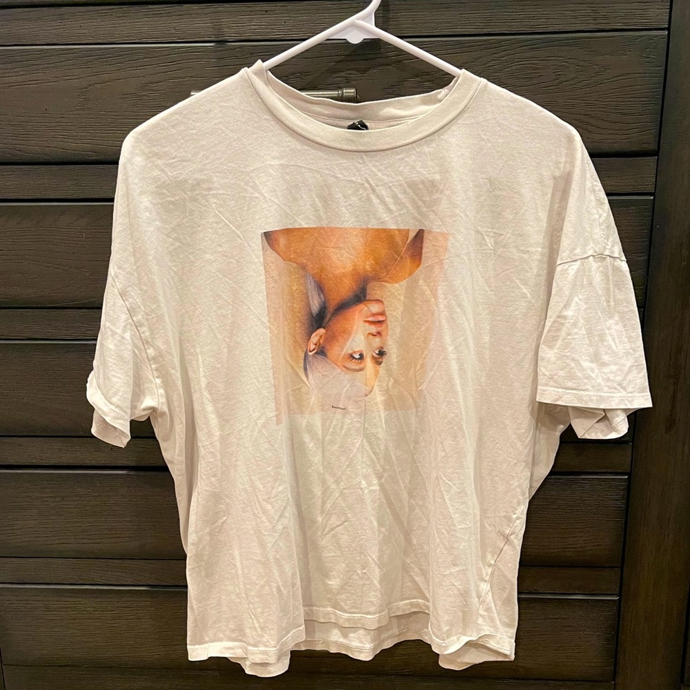 Ariana Grande Sweetener Tour Tee